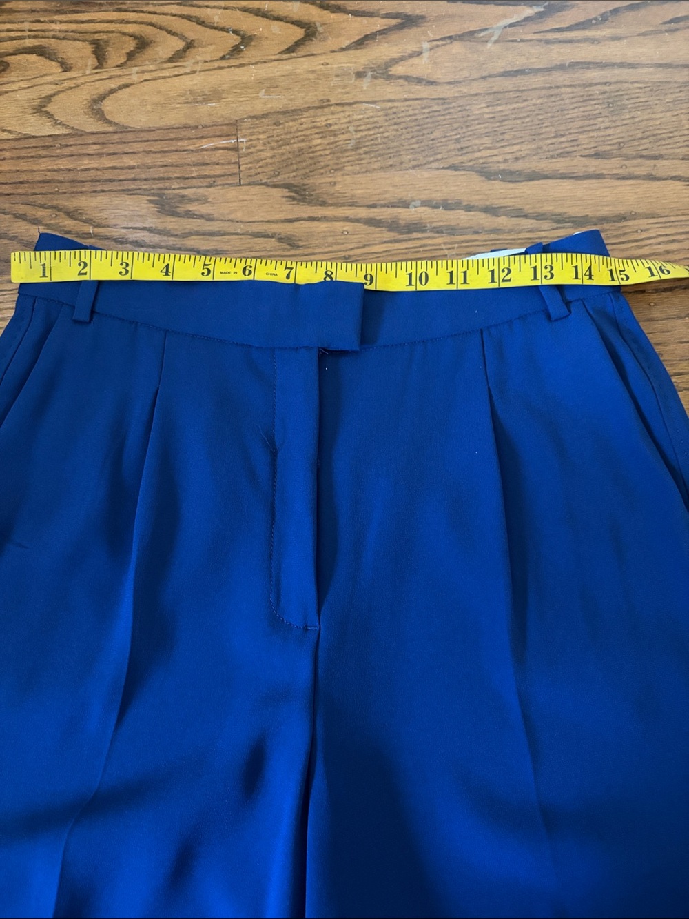 Aritzia Babaton Pleated Wide-Leg Pants in a vibrant royal Blue Size 10 - Picture 10 of 13